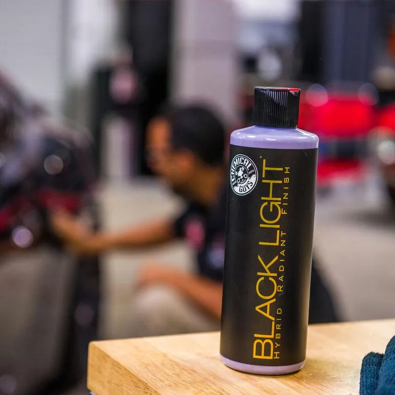 Blacklight Hybrid Glaze and Sealant for Black and Dark Cars