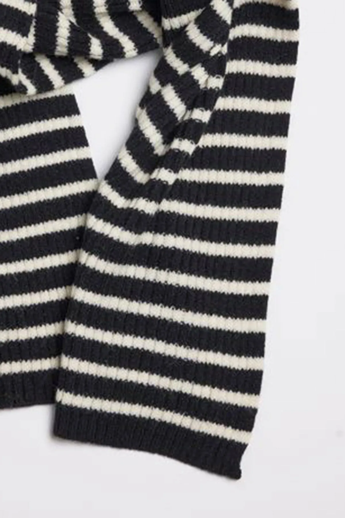 BOLTON STRIPE SCARF