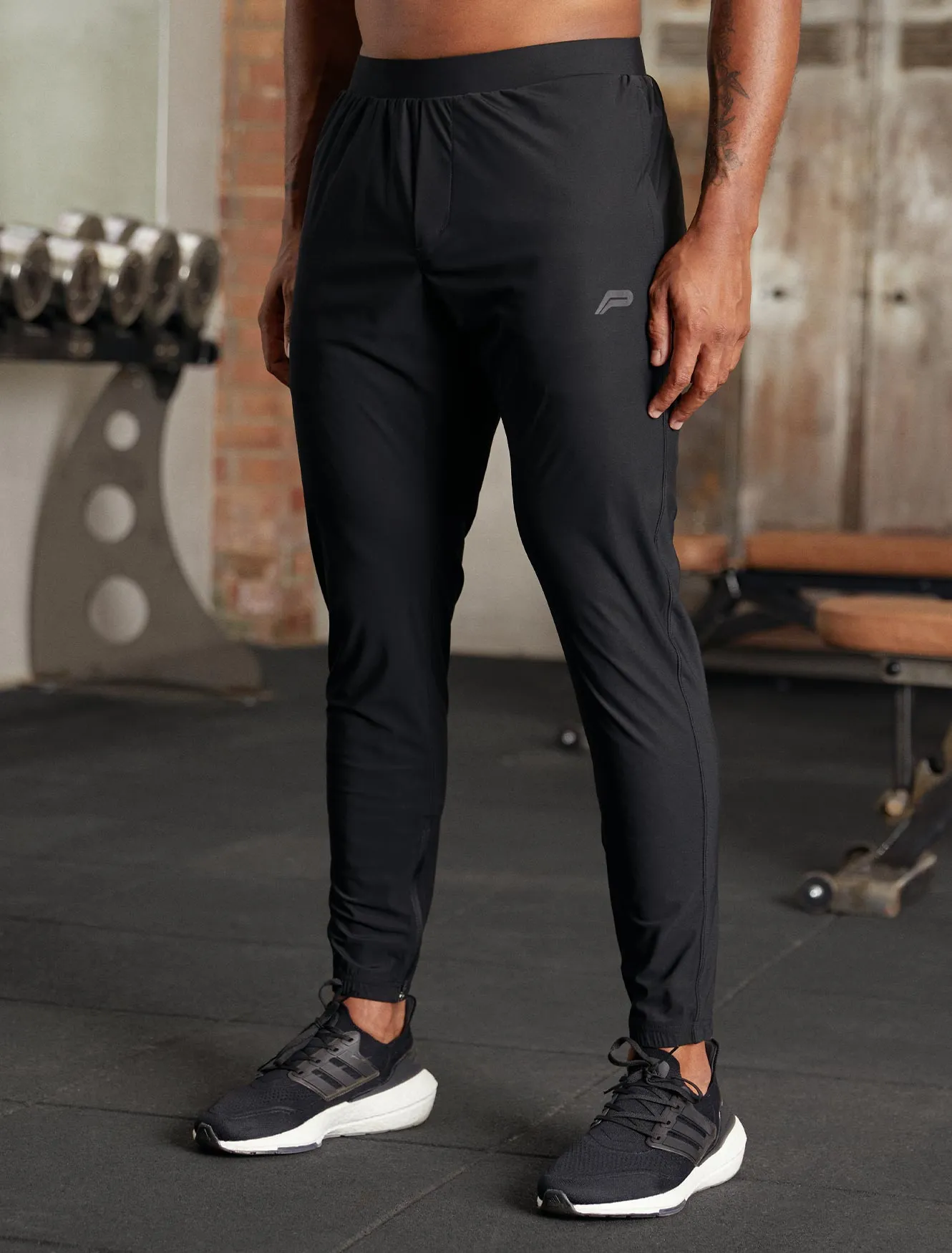 Hybrid Everyday Joggers - Black