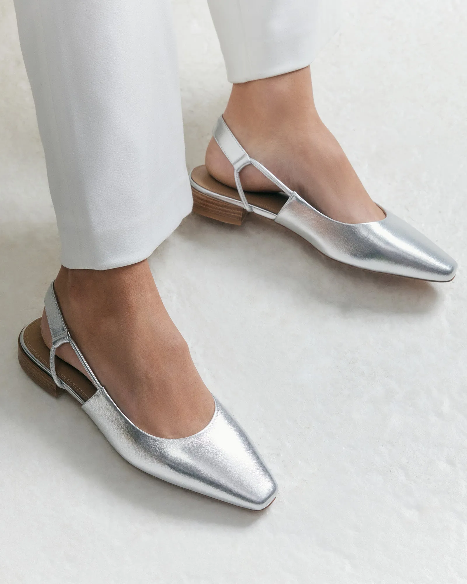 LARISSA DRESS FLATS SILVER LEATHER