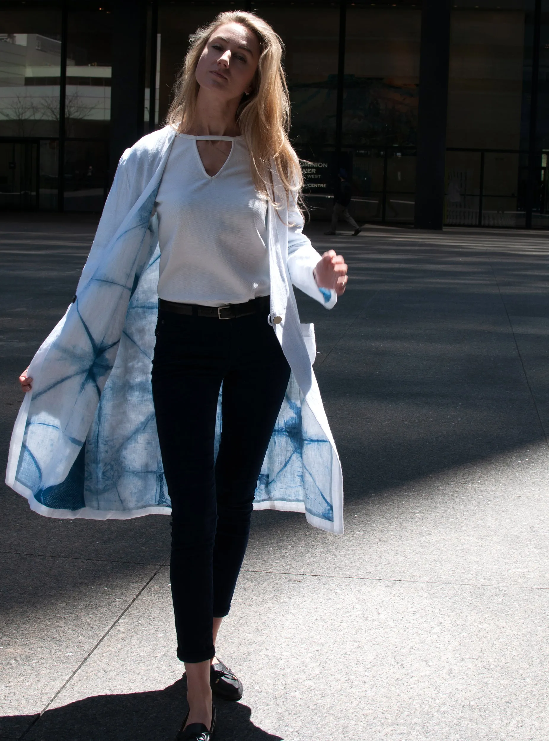 Lena Reversible Linen Vneck Coat in White and Indigo Itajime Shibori