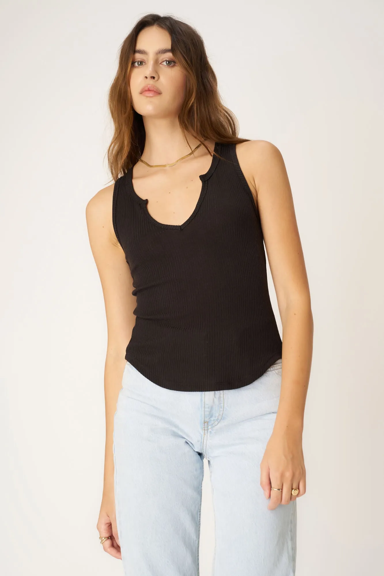 Madly Rib Notch Tank - Black