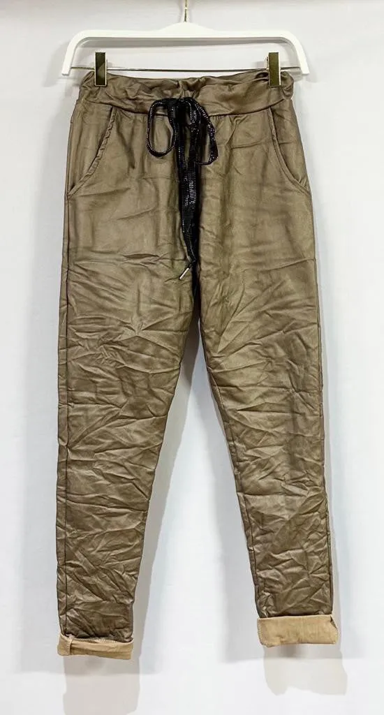 METALLIC FAUX LEATHER CRINKLE JOGGER