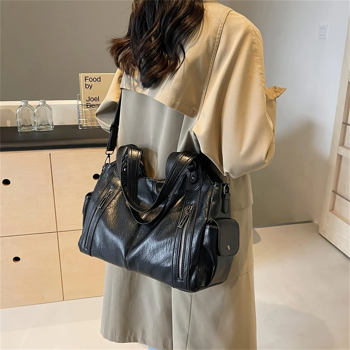 Soft Casual Women's PU Leather Tote Bag - Adjustable Strap Shoulder Bag with Zipper Closure, Spacious Vintage Style Handbag for Work and Commuting