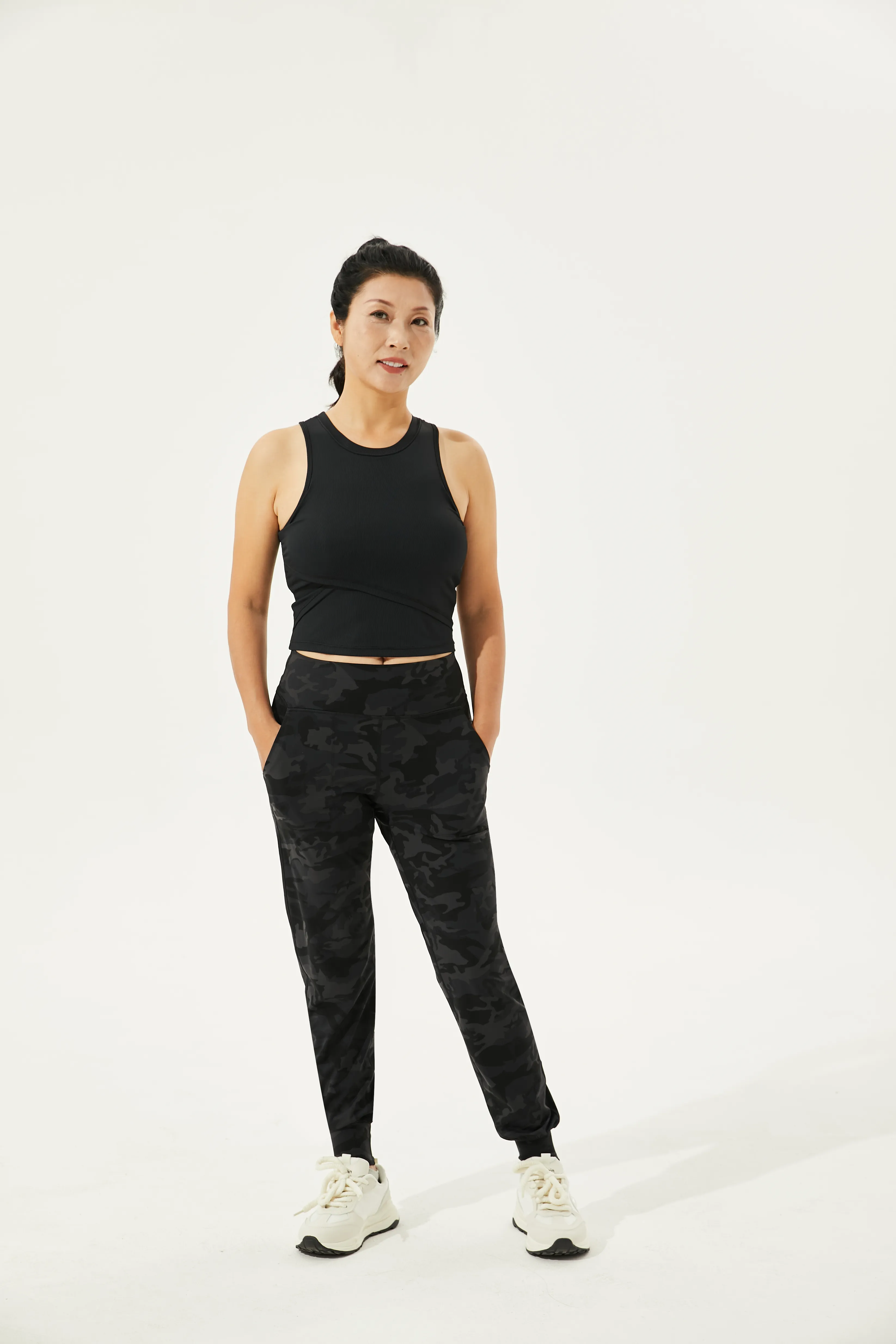 Tangs Display - High Waist Buttery Soft Wanderlust Joggers With Cuffs