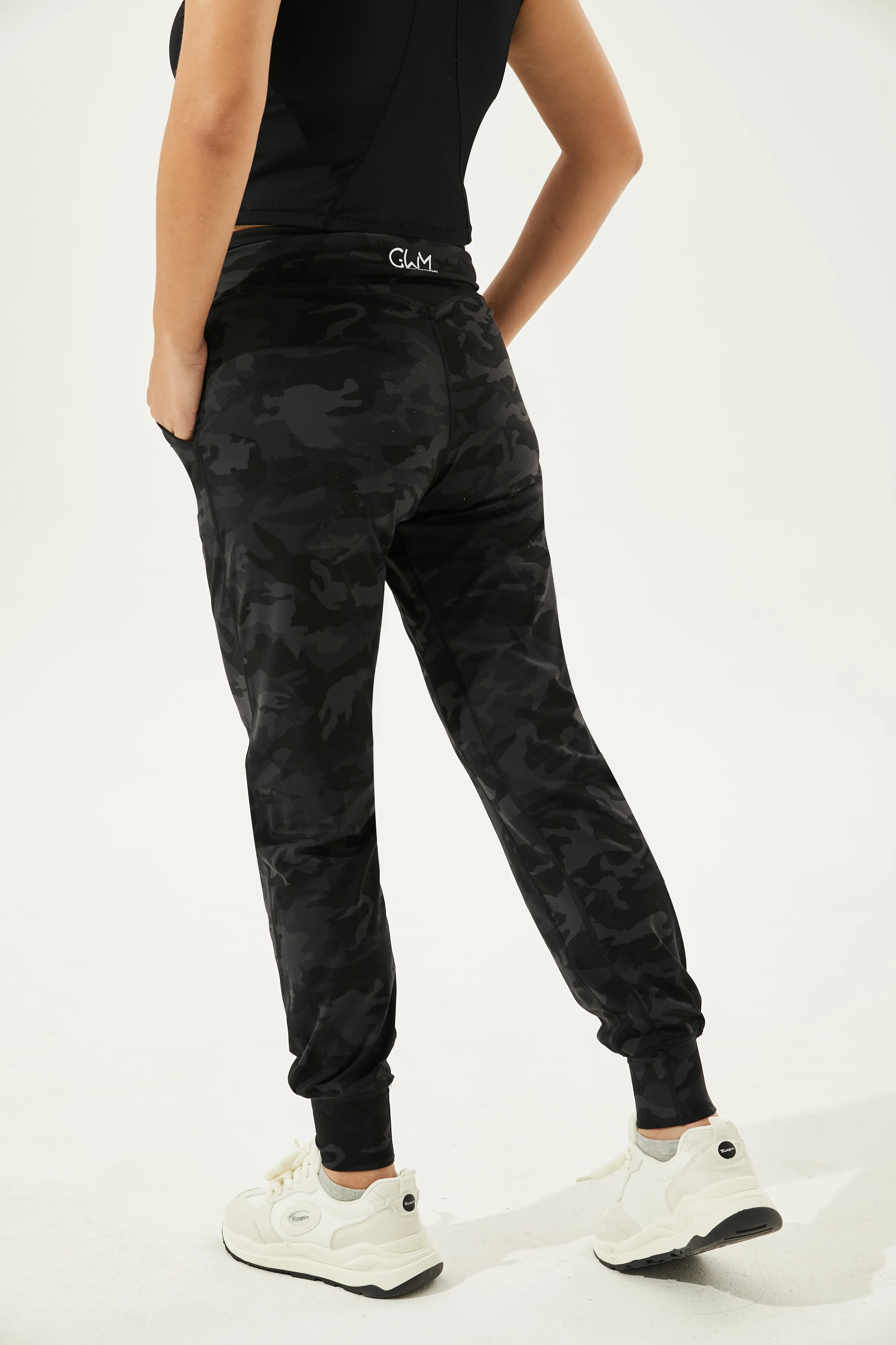 Tangs Display - High Waist Buttery Soft Wanderlust Joggers With Cuffs