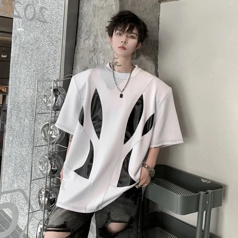 Trendy T-shirt PU Leather Patchwork Men Round Neck Geometric Pattern Men's Loose Top Short Sleeve Summer 28W3330