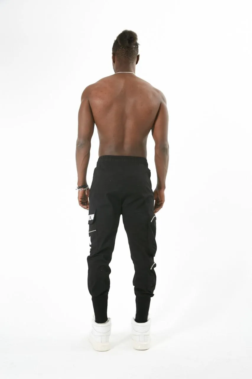 WHEN Cargo Joggers - Black E29A