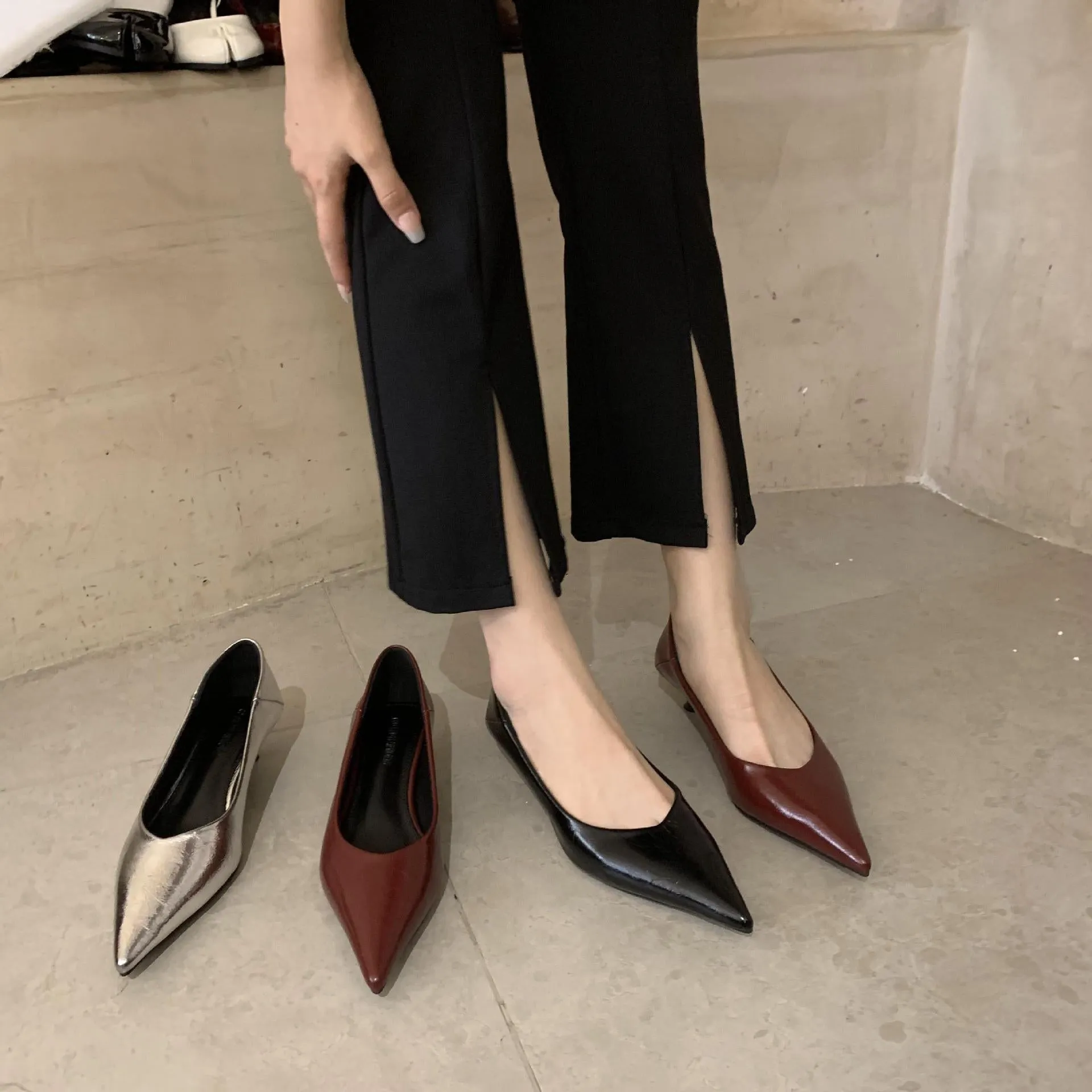 XIANGTUIBAO  High Heels Women Nude Color Low-Heeled Shoes Soft Leather Stiletto Heel Pointed-Toe Soft Bottom  Gentle Matching Skirt Shoes Low Heel Shoes Women